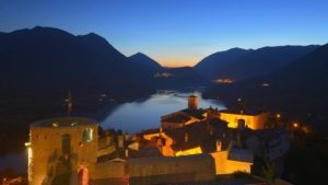Lago di Barrea - Barrea - Tramonto estivo