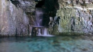 Grotta dello Schievo - Parco Nazionale d'Abruzzo