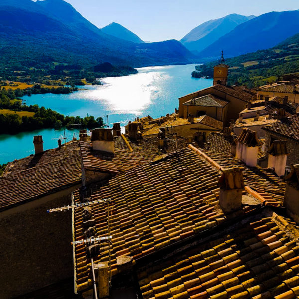 Barrea ed il suo Lago - Borgo Autentico d'Italia